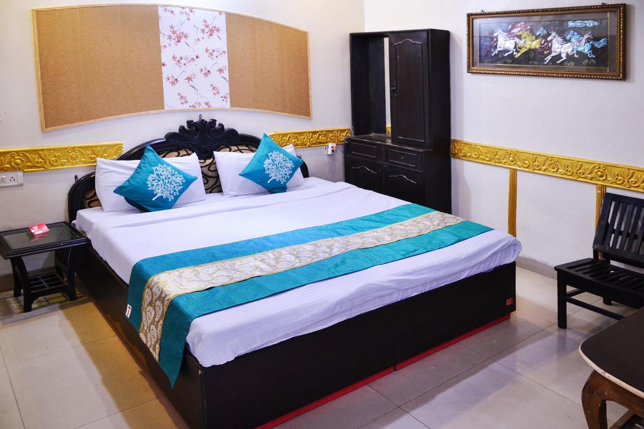 Oyo 5884 Amante Hotel Chandigarh Ngoại thất bức ảnh