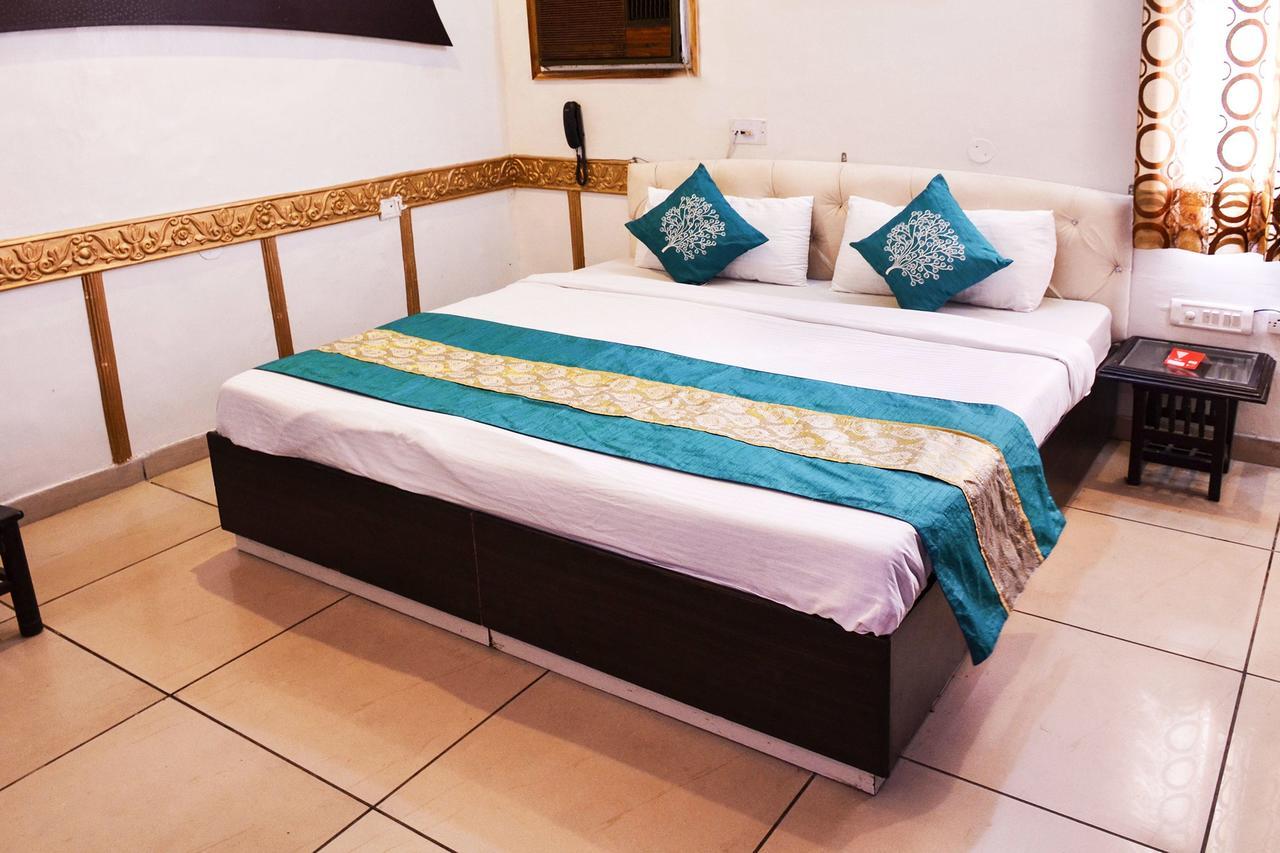 Oyo 5884 Amante Hotel Chandigarh Ngoại thất bức ảnh