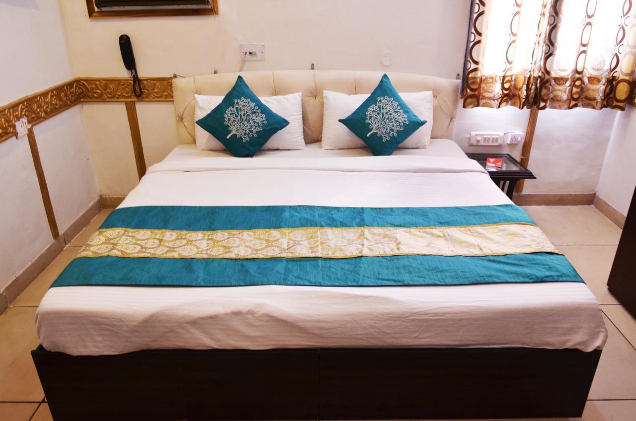 Oyo 5884 Amante Hotel Chandigarh Ngoại thất bức ảnh