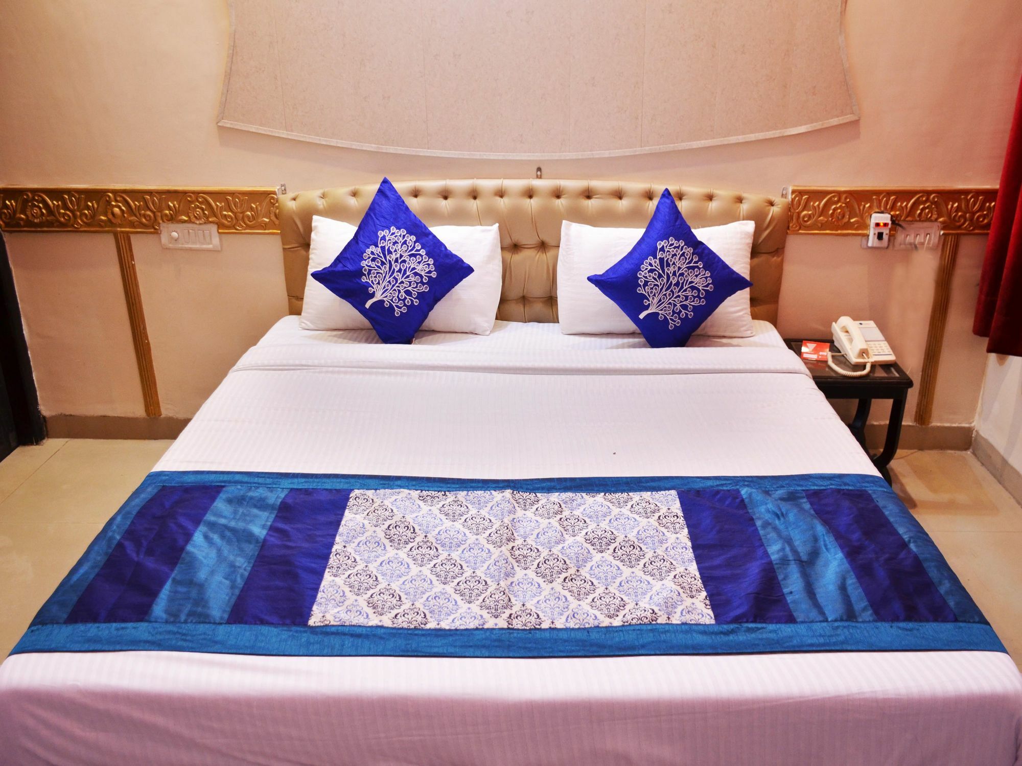Oyo 5884 Amante Hotel Chandigarh Ngoại thất bức ảnh