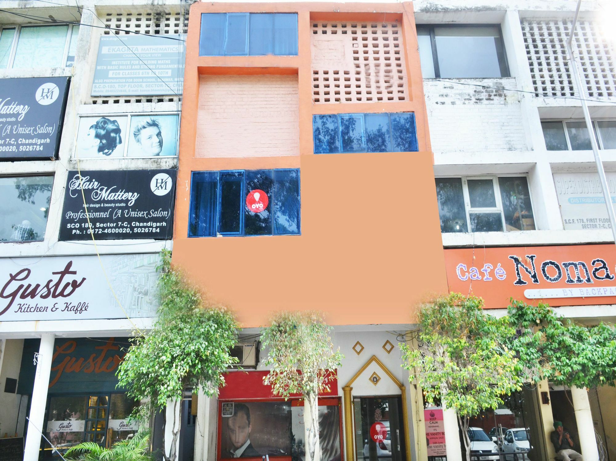 Oyo 5884 Amante Hotel Chandigarh Ngoại thất bức ảnh